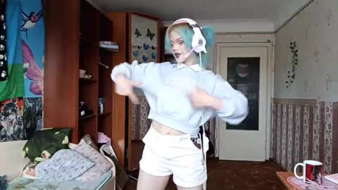 Alice Kaneki online show from February 20, 6:48 am