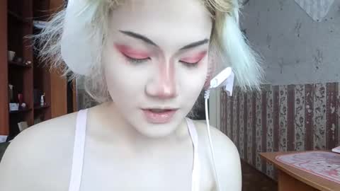 Alice Kaneki online show from March 17, 7:01 am