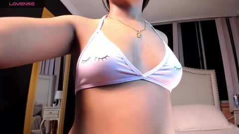 madii lenon online show from March 5, 1:23 am