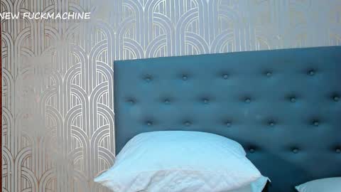 Snapshot of madison_milan chatting on November 29, 11:41 pm online show from November 29, 11:41 pm