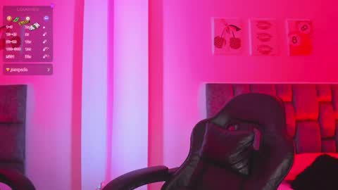 Madison Rosee online show from May 14, 12:39 am