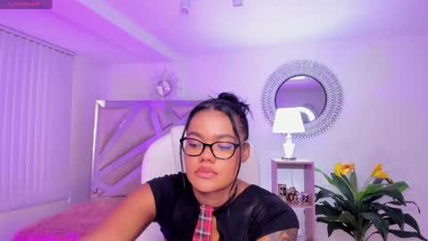 Madisson Davon online show from December 22, 5:10 pm