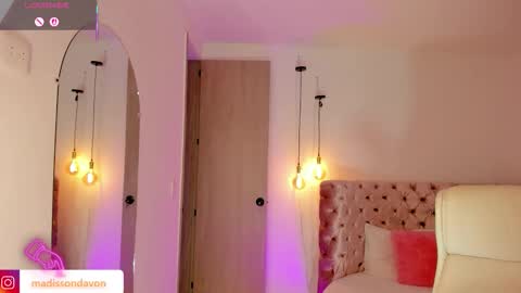 Madisson Davon online show from December 4, 9:23 pm