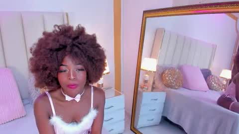 Snapshot of madissonbonny_ chatting on October 22, 11:04 pm madissonbonny_ online show from October 22, 11:04 pm
