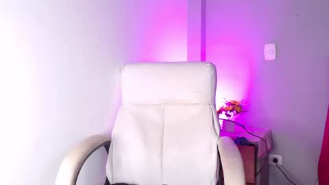    online show from July 10, 7:05 pm