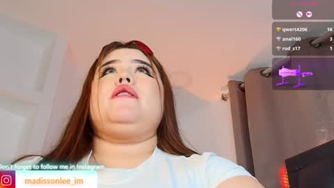 madissonlee__ online show from June 14, 3:41 am