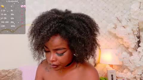 Snapshot of madissonlopez chatting on October 19, 11:44 am Madisson Lopez online show from October 19, 11:44 am