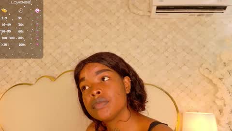 Snapshot of madissonlopez chatting on December 13, 8:25 pm Madisson Lopez online show from December 13, 8:25 pm