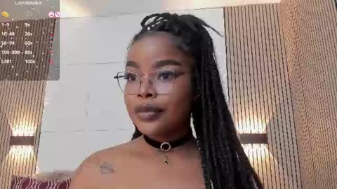 Madisson Lopez online show from June 28, 9:32 pm