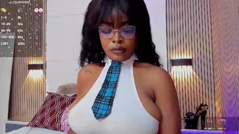 Madisson Lopez online show from August 6, 9:28 pm