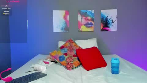 Snapshot of madissonshakur19 chatting on June 27, 5:40 pm Madi online show from June 27, 5:40 pm