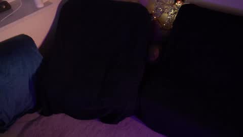 Snapshot of madmaxbad chatting on February 21, 12:38 am madmaxbad online show from February 21, 12:38 am