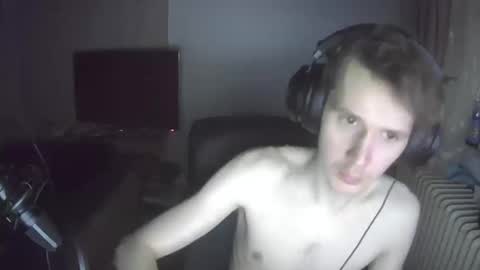 madnessss1215 online show from March 12, 9:26 am