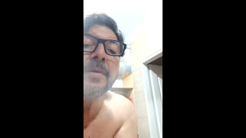 Snapshot of madoldman88bis chatting on May 27, 2:03 pm madoldman88bis online show from May 27, 2:03 pm