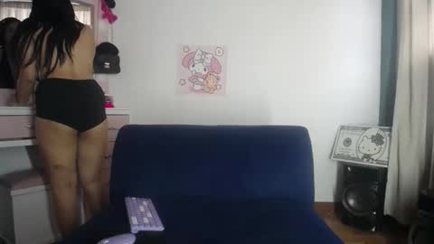MADY  online show from May 4, 8:38 pm
