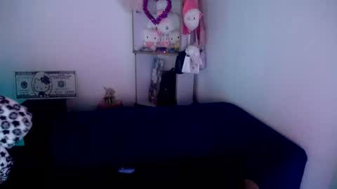 Snapshot of mady_short chatting on June 23, 10:24 am MADY online show from June 23, 10:24 am