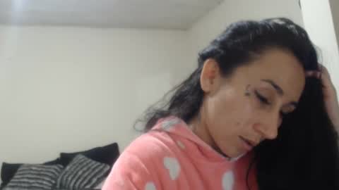 mady_tattoo online show from October 1, 3:12 am