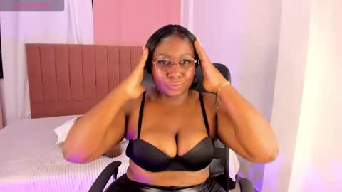 Maddy online show from December 23, 7:28 am