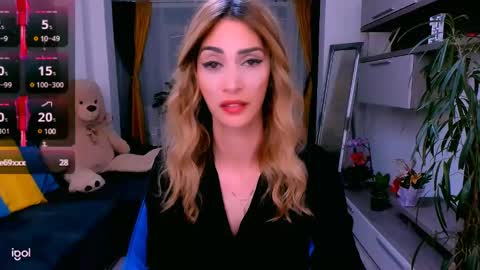 Madye Roberts online show from March 10, 9:51 pm