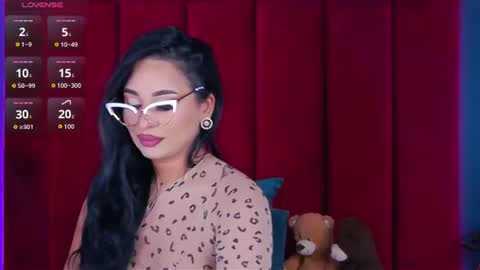 MadyLuxx online show from June 11, 7:01 pm