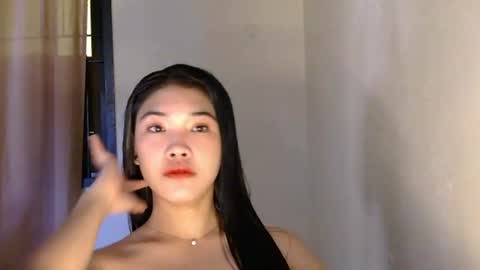 mae_luna online show from June 17, 12:02 am