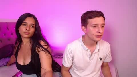 Snapshot of mae_nathan chatting on May 27, 2:41 am mae and nathan online show from May 27, 2:41 am