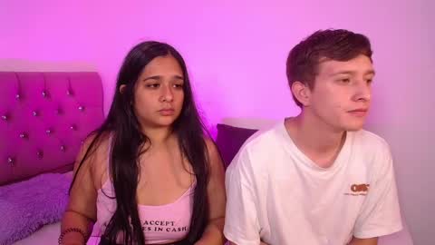 Snapshot of mae_nathan chatting on May 28, 1:25 am mae and nathan online show from May 28, 1:25 am