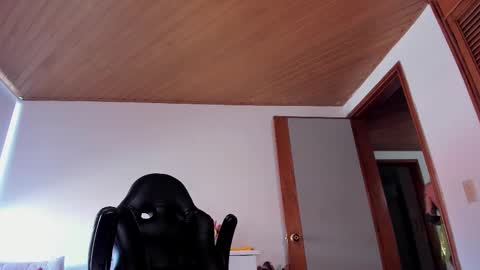 Maeve  schedule 11 am- 530 pm colombia time  online show from February 26, 2:16 pm