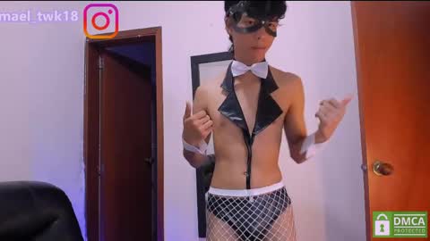Mael online show from April 18, 10:21 pm