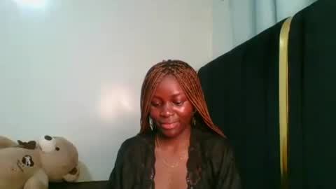 maelys_ta online show from June 16, 6:43 pm