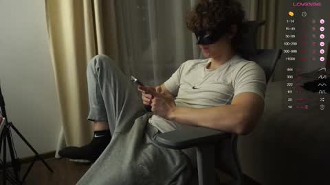 Snapshot of maestro3369 chatting on October 5, 6:17 pm Mike XMaestro 3369 online show from October 5, 6:17 pm