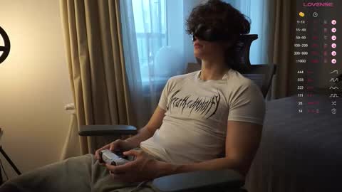 Snapshot of maestro3369 chatting on November 15, 11:40 am Mike XMaestro 3369 online show from November 15, 11:40 am