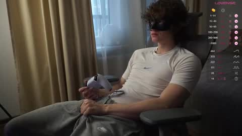 Snapshot of maestro3369 chatting on November 26, 10:16 am Mike XMaestro 3369 online show from November 26, 10:16 am