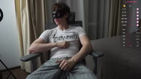 Snapshot of maestro3369 chatting on December 14, 7:29 pm Mike XMaestro 3369 online show from December 14, 7:29 pm