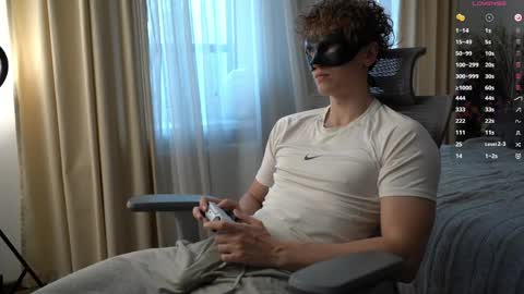 Snapshot of maestro3369 chatting on March 6, 1:51 pm Mike XMaestro 3369 online show from March 6, 1:51 pm