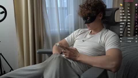 Snapshot of maestro3369 chatting on March 9, 2:54 pm Mike XMaestro 3369 online show from March 9, 2:54 pm