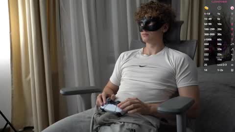 Snapshot of maestro3369 chatting on March 14, 5:51 pm Mike XMaestro 3369 online show from March 14, 5:51 pm