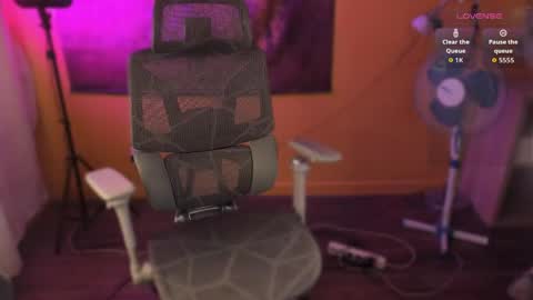 Maevee online show from June 7, 9:57 am