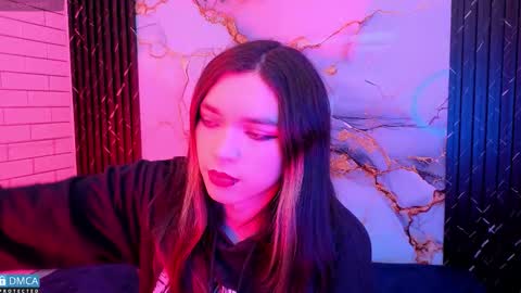 maevekuro online show from March 3, 3:01 am