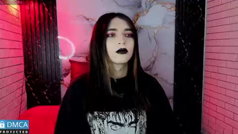maevekuro online show from June 29, 3:24 am