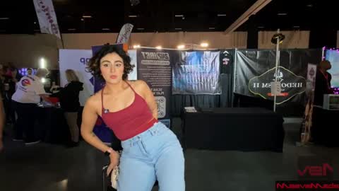 Meaves online show from November 8, 10:08 pm