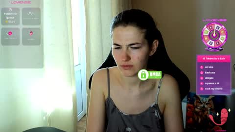Snapshot of mag1c_eyes chatting on April 7, 6:58 am mag1c_eyes online show from April 7, 6:58 am
