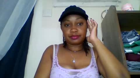 Snapshot of magdalinemus chatting on April 15, 12:12 pm magdalinemus online show from April 15, 12:12 pm