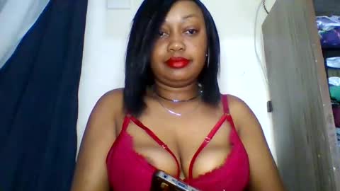 Snapshot of magdalinemus chatting on May 8, 9:36 am magdalinemus online show from May 8, 9:36 am