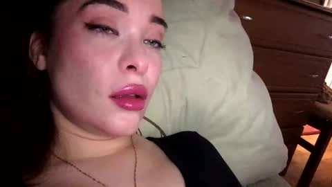 Snapshot of magggg658318 chatting on November 26, 11:22 am magggg658318 online show from November 26, 11:22 am