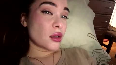 Snapshot of magggg658318 chatting on November 27, 12:07 pm magggg658318 online show from November 27, 12:07 pm