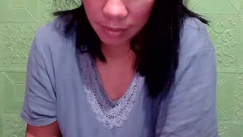 Snapshot of maggie_sweet09 chatting on May 27, 9:01 pm maggie_sweet09 online show from May 27, 9:01 pm