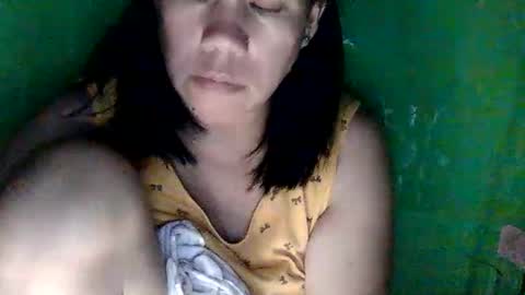 Snapshot of maggie_sweet09 chatting on June 10, 7:24 pm maggie_sweet09 online show from June 10, 7:24 pm