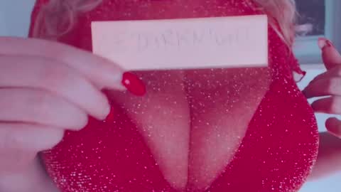 Maggie   online show from February 26, 10:42 pm