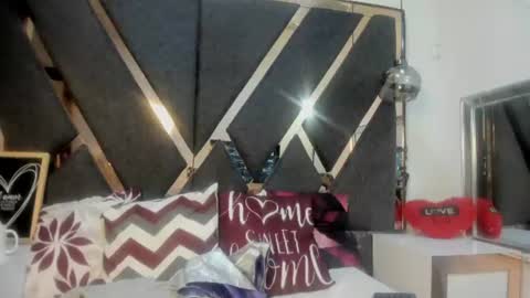 Snapshot of maggyx_69 chatting on June 18, 1:48 pm Kimy online show from June 18, 1:48 pm
